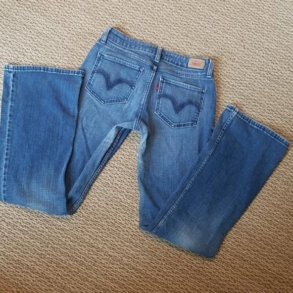 Levi's 528 Jeans Mid Rise Curvy Cut Bootcut WOMEN'S 9M Juniors Denim WOMAN'S - Picture 9 of 13